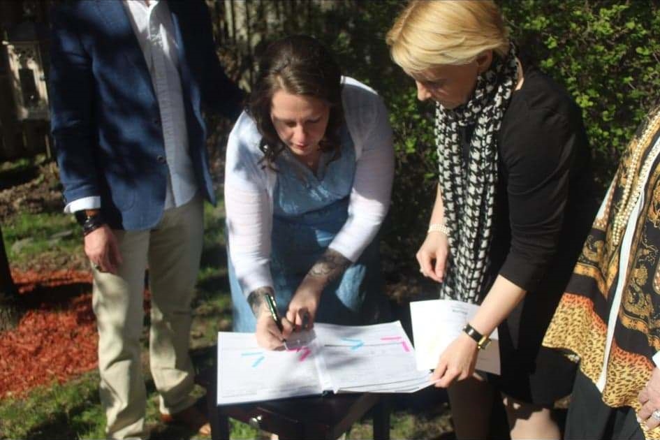 Toronto, Oshawa, Durham, Port Hope and Cobourg Wedding Officiant for commitment ceremony, renewal of vows, marriage, elopement, handfasting, Belleville and Bowmanville wedding venue, Bobcaygeon, Lindsay, Peterborough weddings.