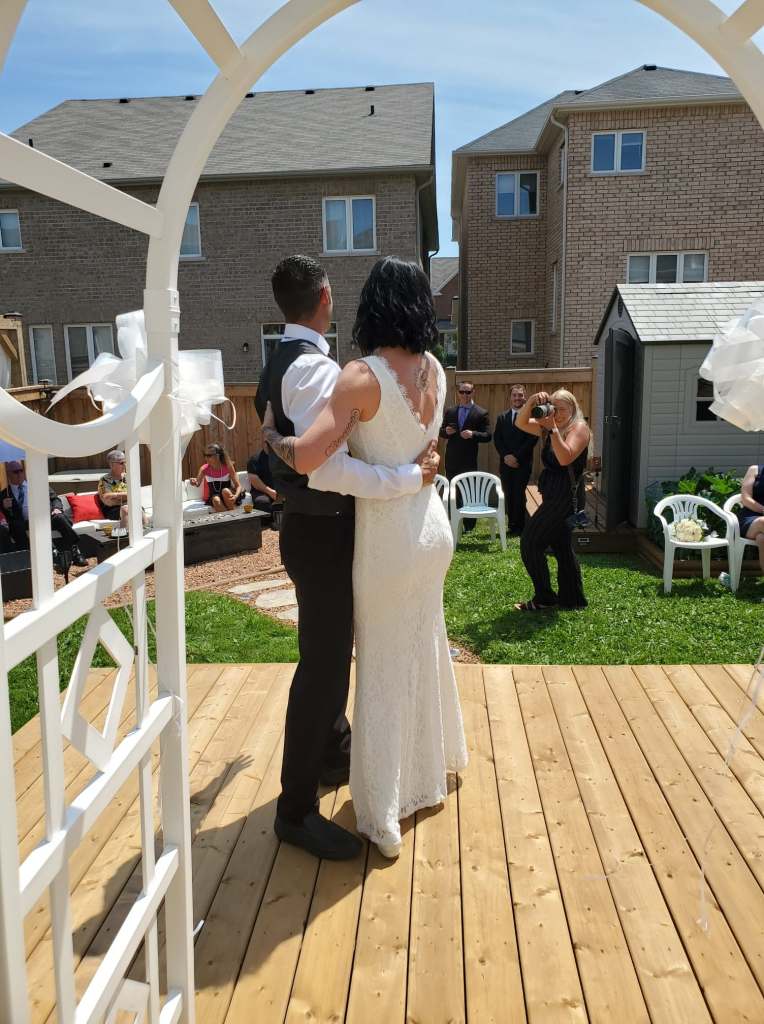 kristy-rob-july-2020-covid-mini-wedding-backyard-ceremony-officiant-planner-coodinator-micro-bowmanville-oshawa-cobourg-port-hope-peterborough-venue-florist