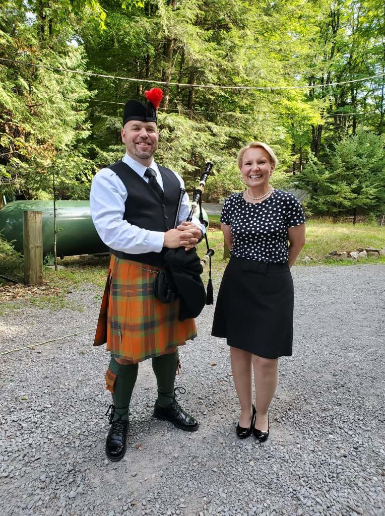 scottish-piper-sarah-chad-wedding-2020-cottage-peterborough-apsley-covid-corona-postonement-kawartha-lakes-officiant-celebrant-northumberland-port-hope-cobourg-marriage