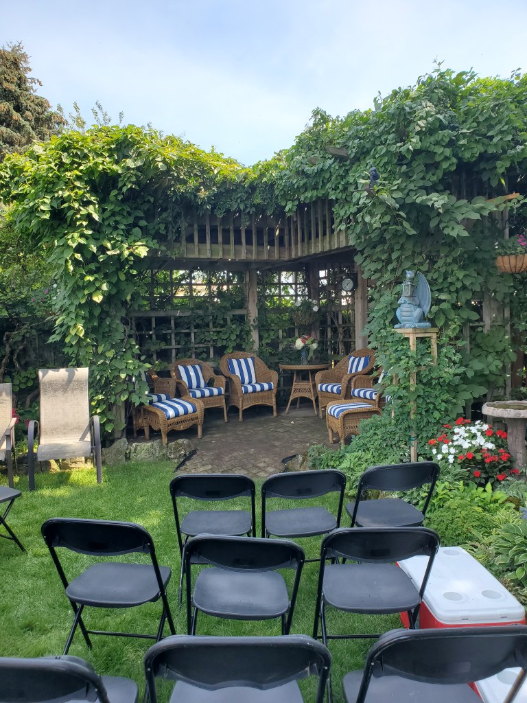 elopement-photographer-cake-baker-wedding-covid-mini-micro-wedding-backyard-ceremony-officiant-planner-coodinator-micro-bowmanville-oshawa-cobourg-farm-barn-backyard