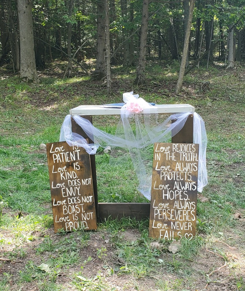 elopement-photographer-cake-baker-wedding-covid-mini-micro-wedding-backyard-ceremony-officiant-planner-coodinator-bowmanville-oshawa-cobourg-durham-region-northumberland