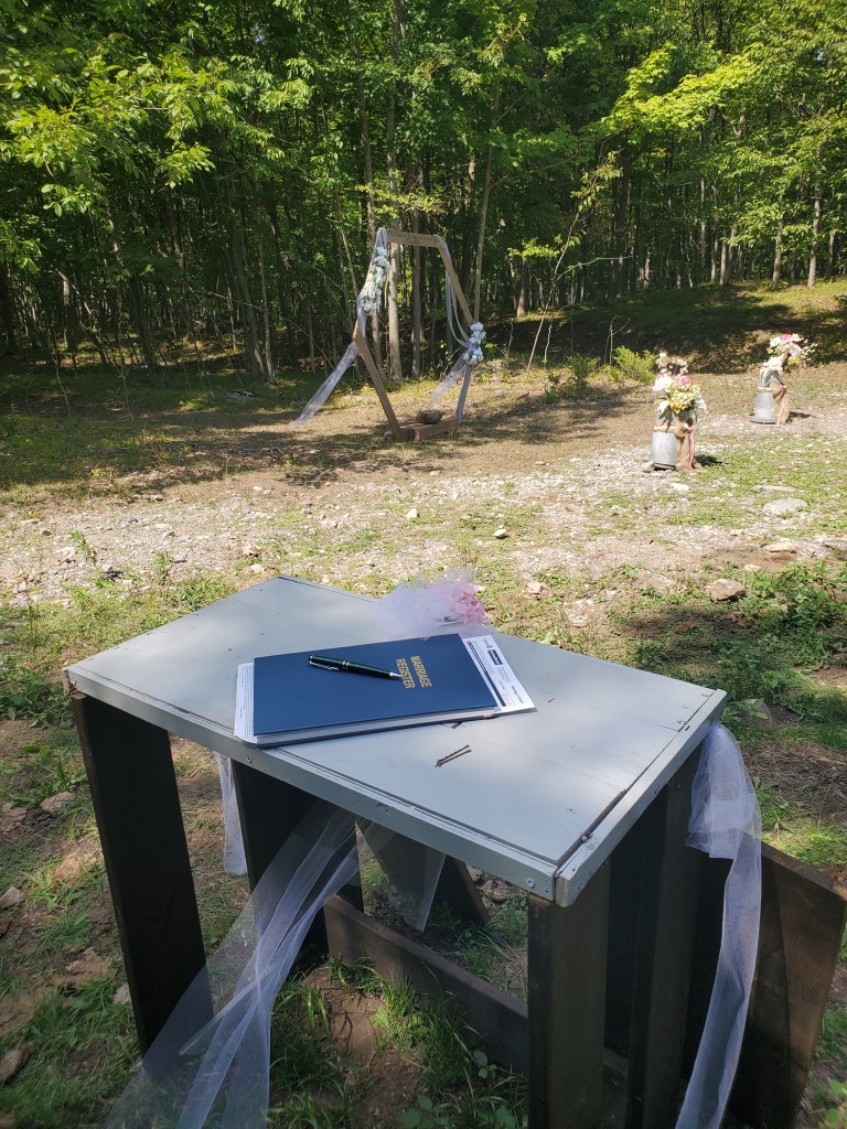 elopement-photographer-cake-baker-wedding-covid-mini-micro-wedding-backyard-ceremony-officiant-planner-coodinator-bowmanville-oshawa-cobourg-durham-region-northumberland