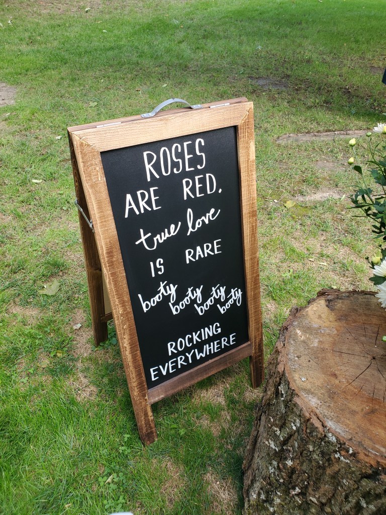 elopement-photographer-cake-baker-wedding-covid-mini-micro-wedding-backyard-ceremony-officiant-planner-coodinator-bowmanville-oshawa-cobourg