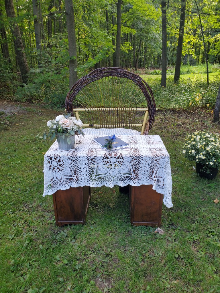 elopement-photographer-cake-baker-wedding-covid-mini-micro-wedding-backyard-ceremony-officiant-planner-coodinator-bowmanville-oshawa-cobourg