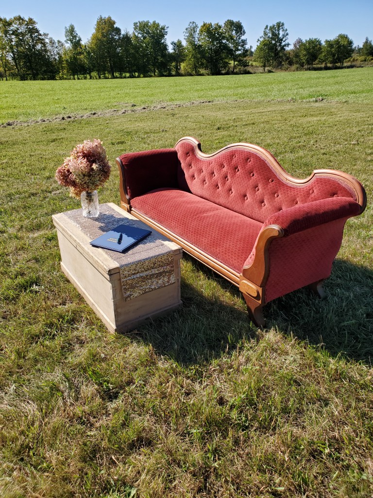 elopement-photographer-cake-baker-wedding-covid-mini-micro-wedding-backyard-ceremony-officiant-planner-coodinator-bowmanville-oshawa-cobourg-durham