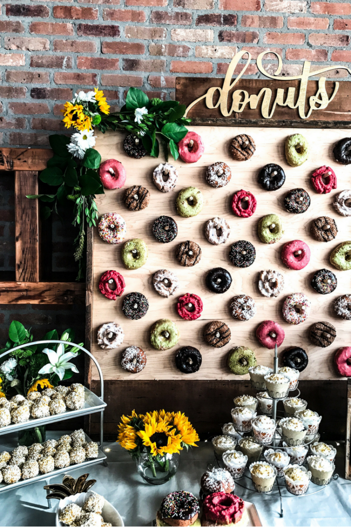 elopement-photographer-cake-baker-wedding-covid-mini-micro-wedding-backyard-ceremony-officiant-planner-coodinator-bowmanville-oshawa-cobourg-durham-region-northumberland